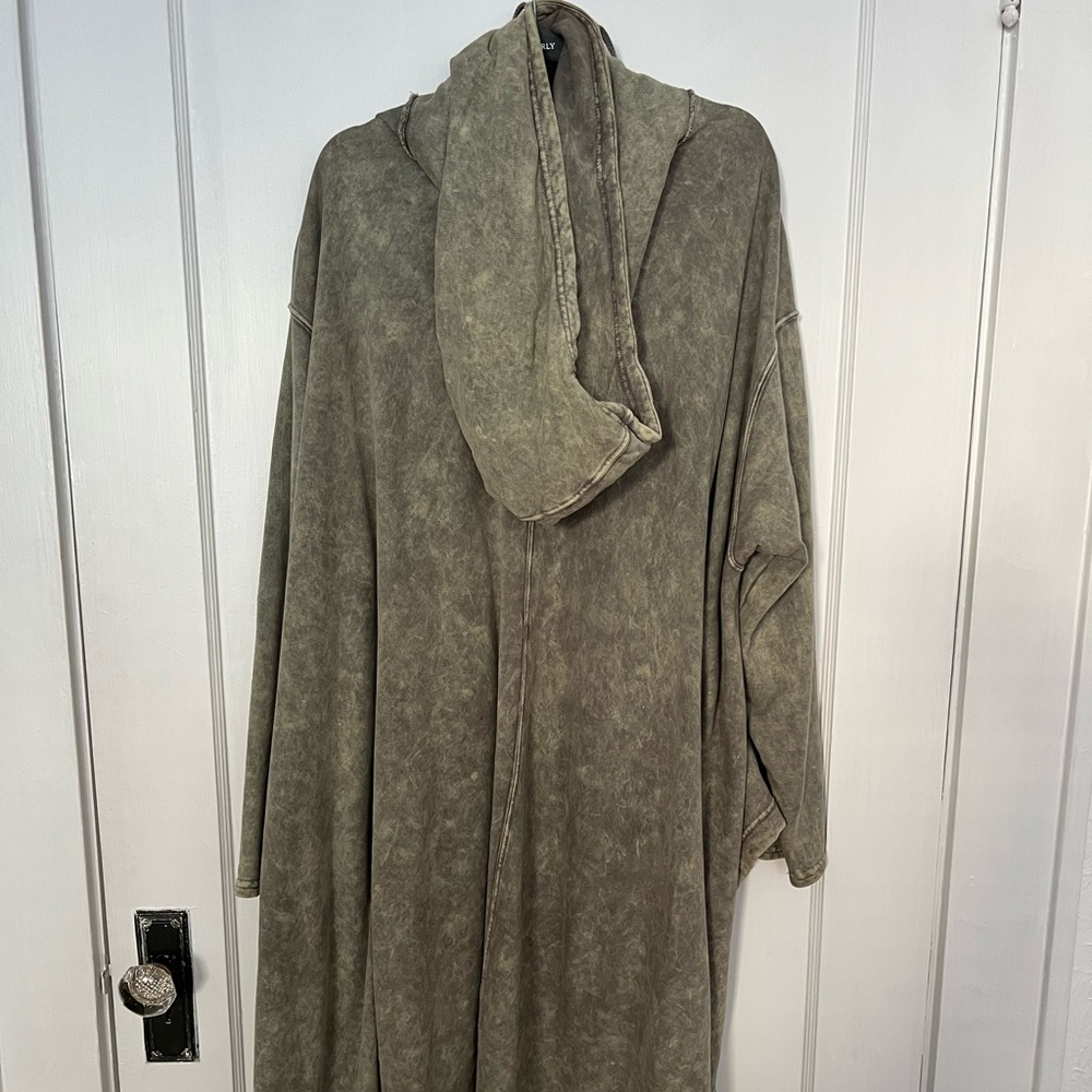 Free People Extreme Washed Hoodie Heathered green in L - Picture 5 of 9